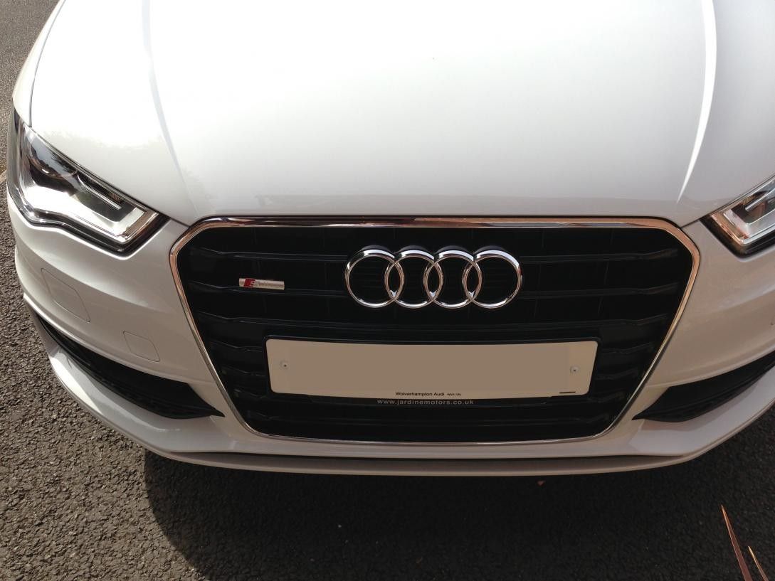 s line grille badge | Audi-Sport.net