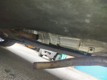 dropped exhaust.jpg