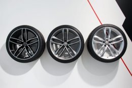 AUDI RS 6 aluminium wheels in a 5-twin-spoke design, 21 inch.jpg