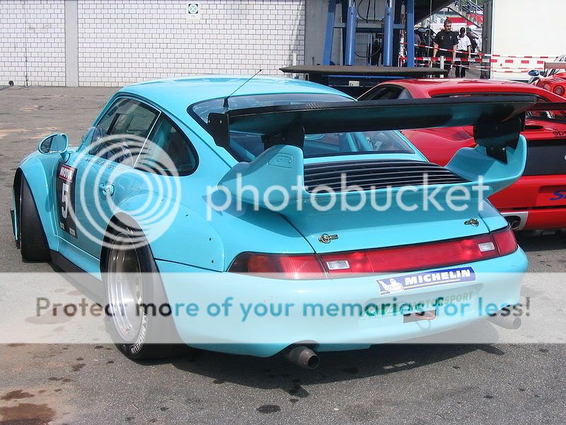 800px-Porsched_993_GT2.jpg